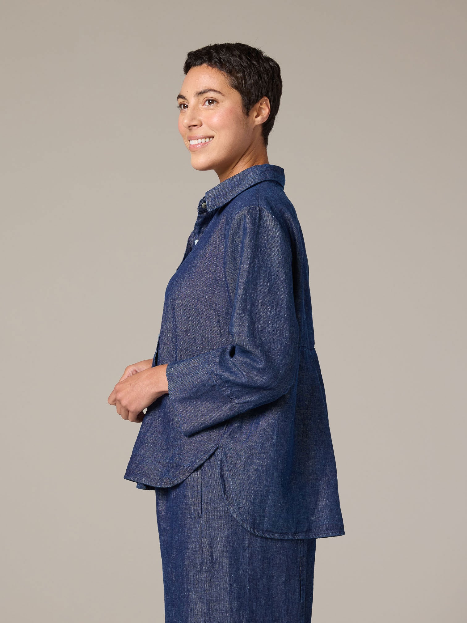 Cut Loose Womens Crop Easy Shirt Flax Denim