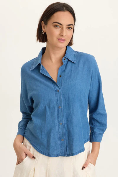 XCVI Womens Abena Snap Up Top