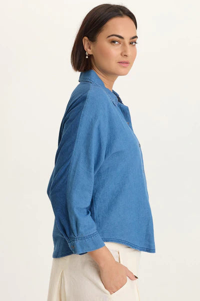 XCVI Womens Abena Snap Up Top
