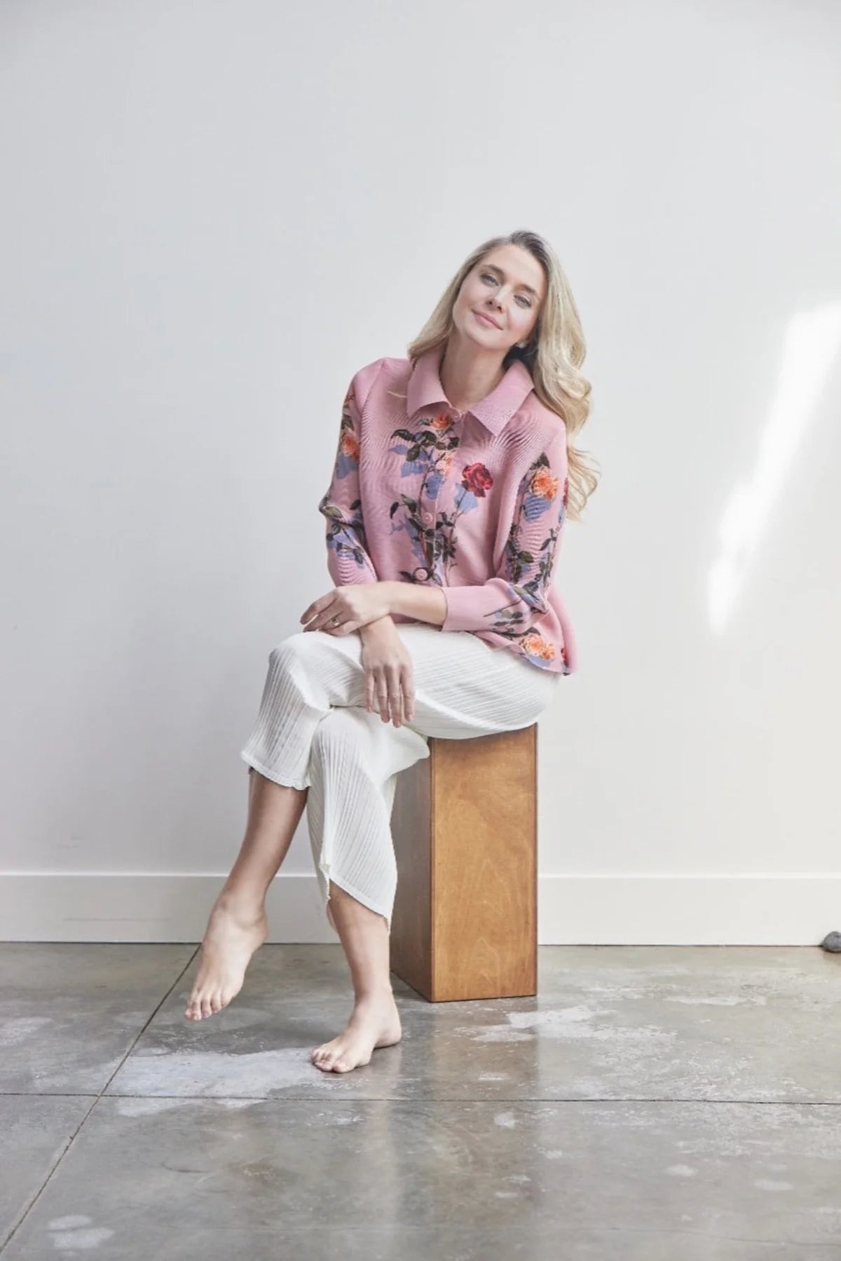 Wild Cosmos Womens Elizabeth Rose Garden Crystal Pleats Shirt
