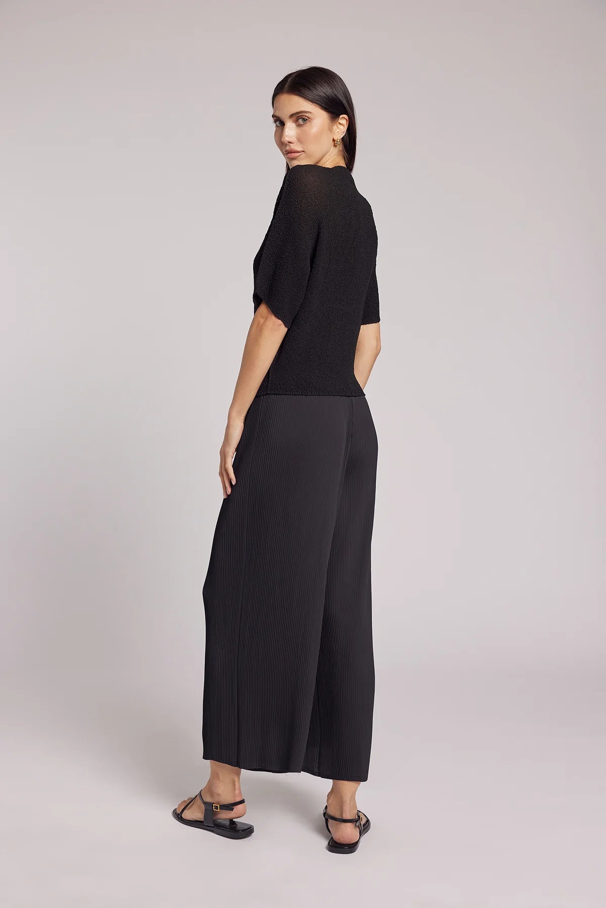 Wild Cosmos Womens Christina Soft Matte Plisse Wide-Leg Pant
