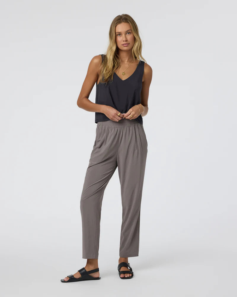 Vuori Women's Villa Cropped Tank