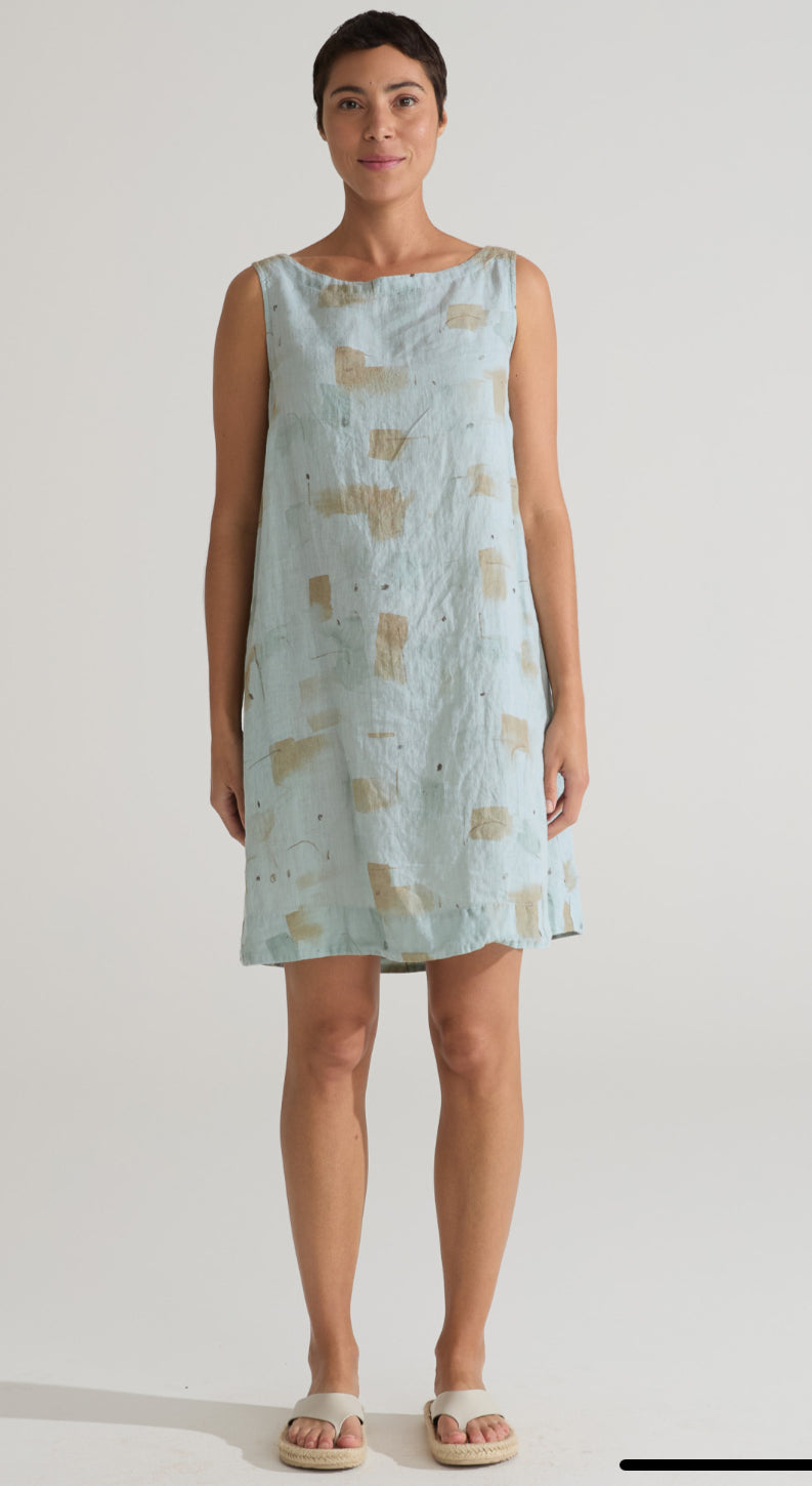 Cut Loose Modern Shift Dress