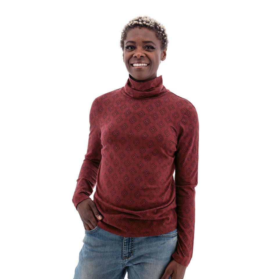 Old Ranch Womens Mariela Print Turtleneck