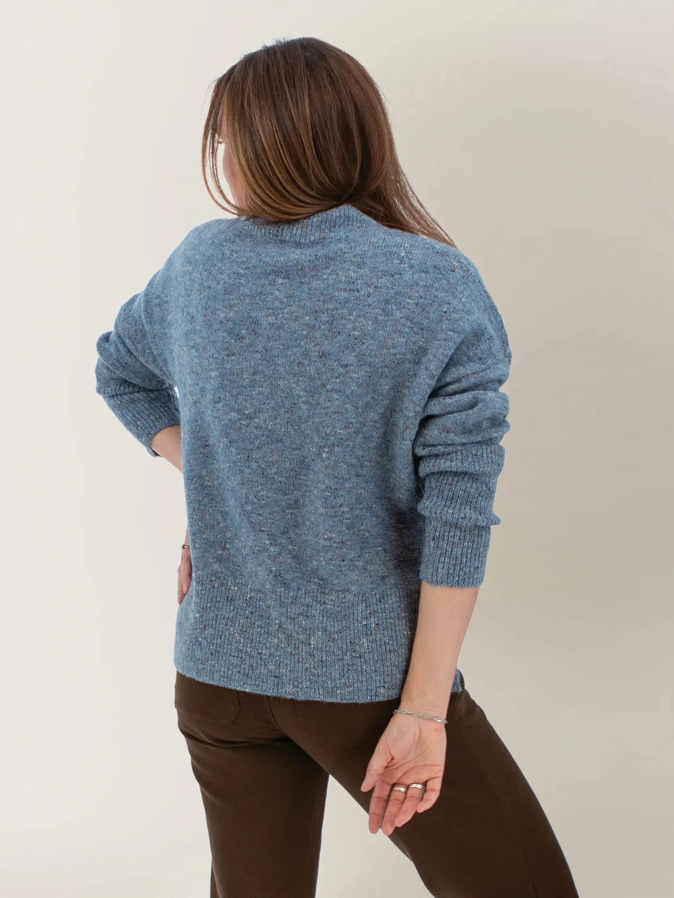 Aventura Womens Elsa V-Neck Sweater