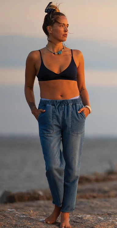 Carve Womens Zoe Lightweight Denim Pant