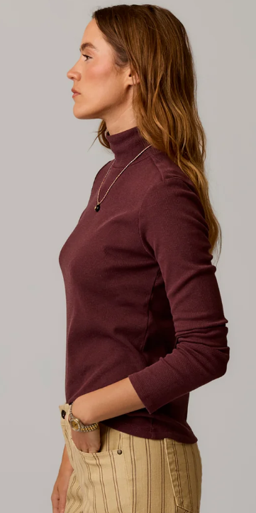 Carve Womens Denise Rib Turtleneck