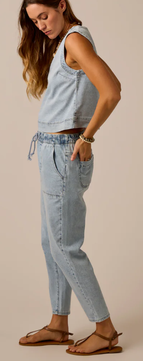Carve Womens Zoe Lightweight Denim Pant