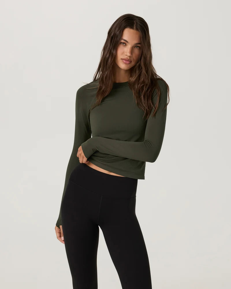 Vuori Womens Long Sleeve Surge Seamless Tee
