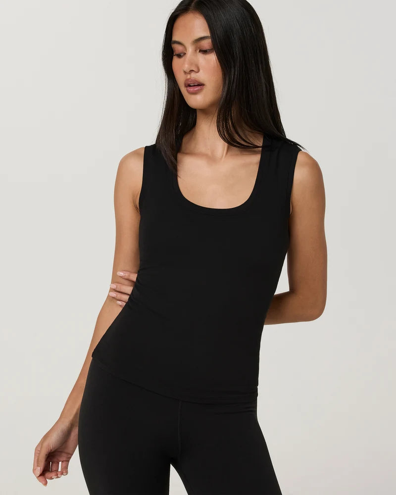 Vuori Womens Halo Essential Scoop Tank