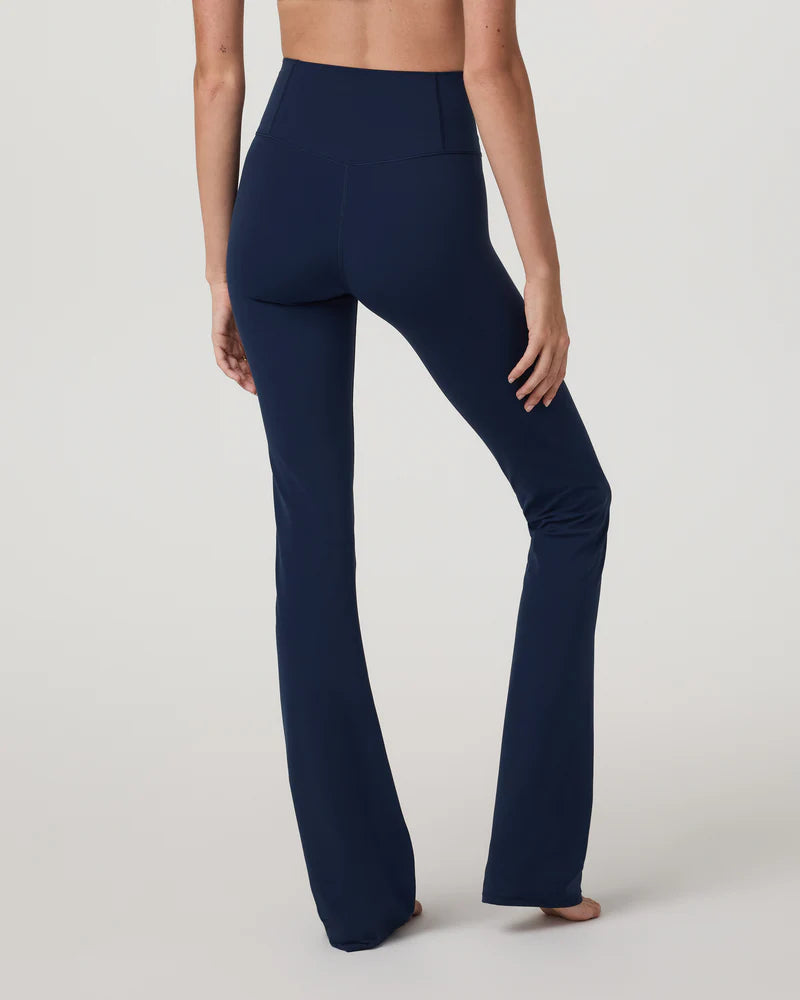 Vuori Womens AllTheFeels Slim Flare
