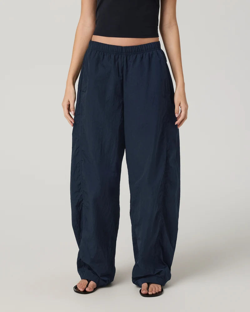 Vuori Womens Retrograde Track Pant