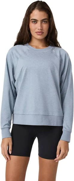 Vuori Womens Long Sleeve Halo Crew