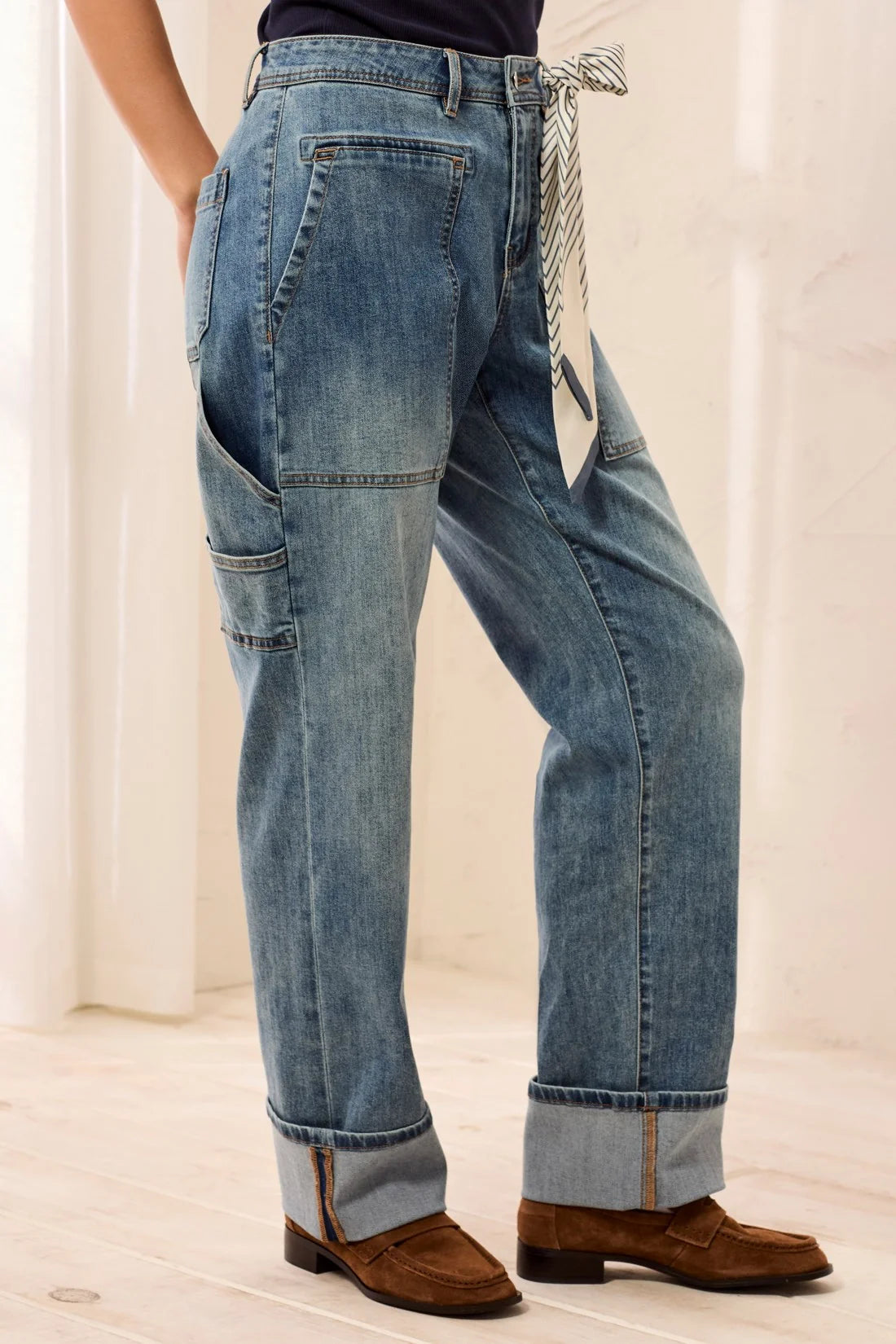 Tribal Womens Audrey Carpenter Straight Leg Denim With Removable Scarf