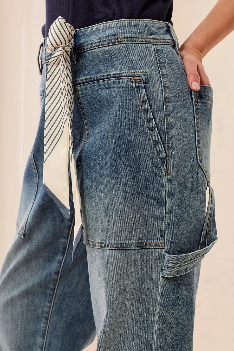 Tribal Womens Audrey Carpenter Straight Leg Denim With Removable Scarf