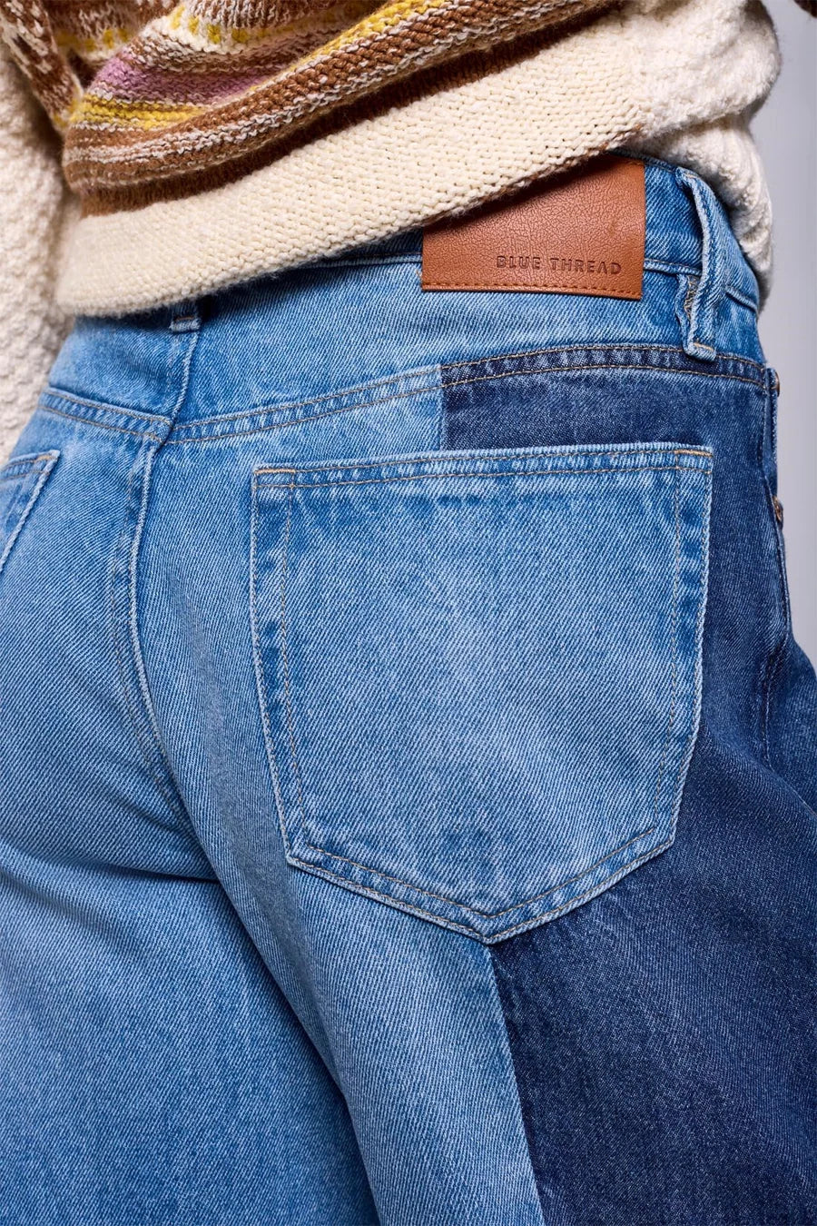 Tribal Womens Blue Thread Two-Tone Straight Leg Denim Jeans